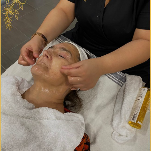 ONGLET SOCIO ESTHETIQUE TEXTE 1