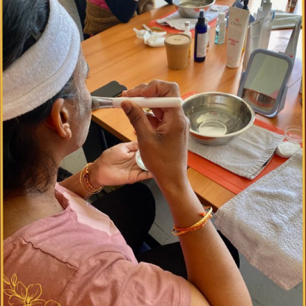 ONGLET SOCIO ESTHETIQUE TEXTE 2